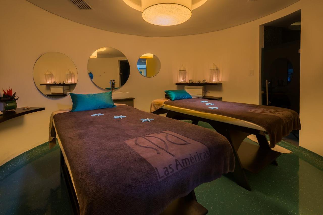 Hotel Las Americas Casa De Playa Cartagena Exteriör bild A treatment room at the Las Amigas spa