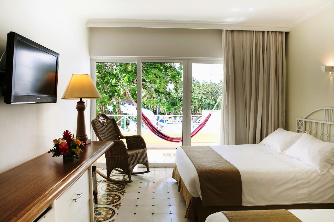 Hotel Las Americas Casa De Playa Cartagena Exteriör bild